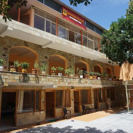 Abhayam Ashram Hotel Risikés Kültér fotó