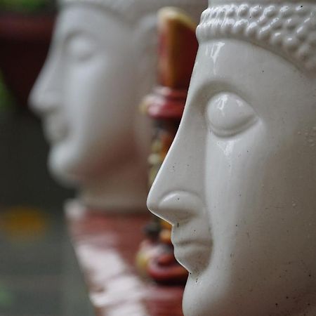 Abhayam Ashram Hotel Risikés Kültér fotó