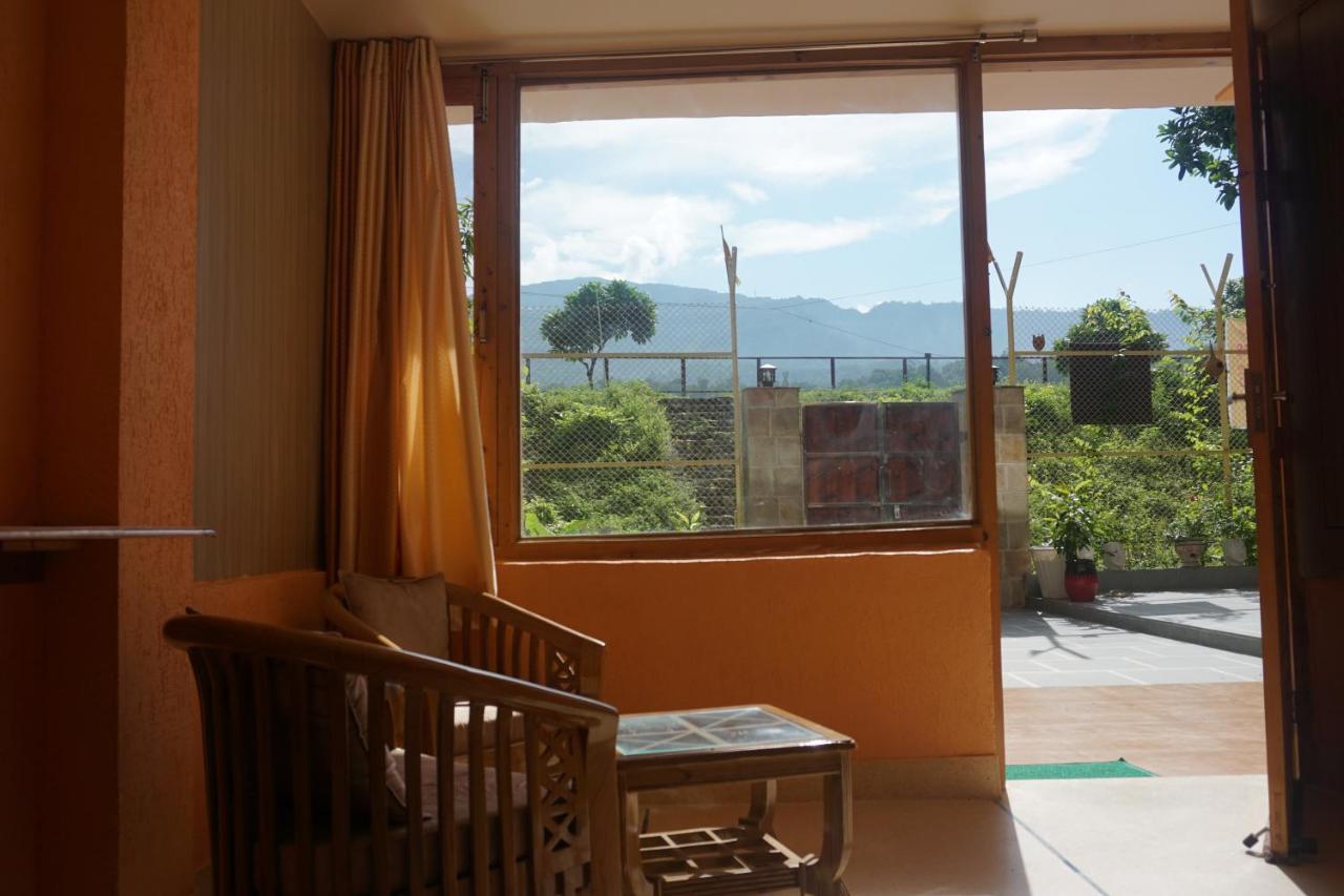 Abhayam Ashram Hotel Risikés Kültér fotó